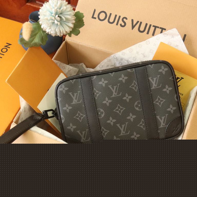 LV Clutch Bags